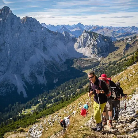 Szálloda Lumberger Hof 4*