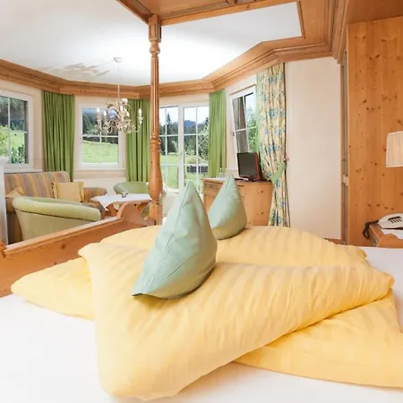 Lumberger Hof Hotel 4*