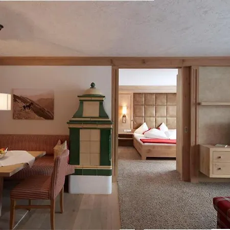 Lumberger Hof Hotell 4*