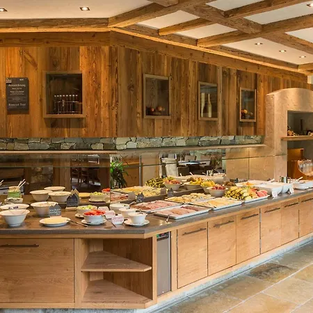 Hotel Lumberger Hof Graen